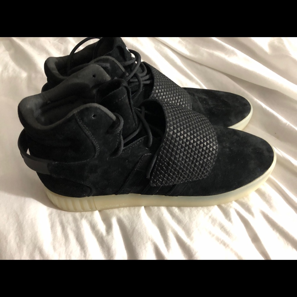 Adidas Men’s Tubular Invader Size 11